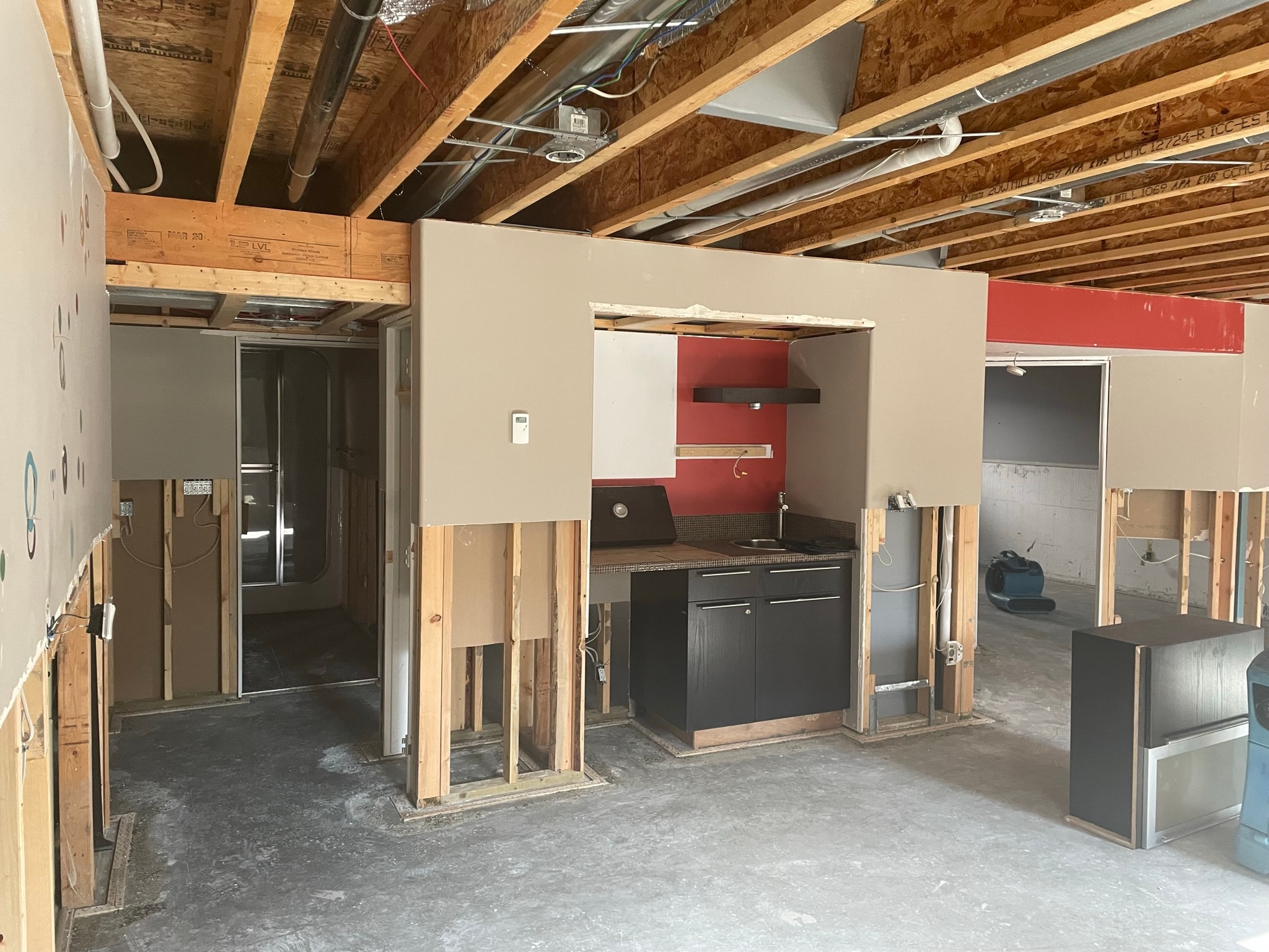 Basement before renovation — pair 1